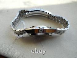 1976, New Old Stock, Stunning Seiko 4004 Quartz Original Seiko Bracelet, All Ss