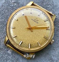 34 mm Marvin Mens 18K Yellow Gold wristwatch Manual Movement NOS New Old Stock