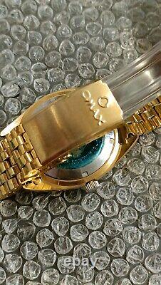 Authentic Omax Automatic 17 Jewels Golden NOS NEW OLD STOCK Men's Swiss Vintage
