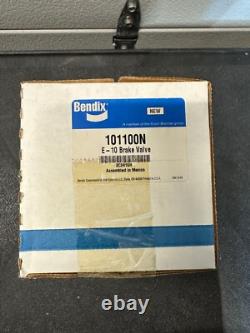 Bendix 101100N E-10 Foot Brake Valve New Old Stock