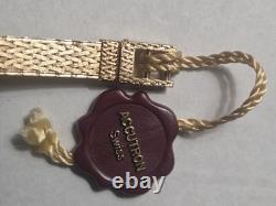 Brand NEW 1981 Accutron Swiss Gold Tone Watch NEW OLD STOCK
