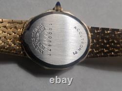 Brand NEW 1981 Accutron Swiss Gold Tone Watch NEW OLD STOCK