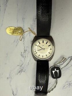 Bulova Accutron 2181 1972 NOS Watch. Serviced