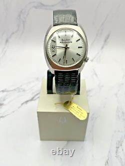 Bulova Accutron Accuquartz N2 1972 Watch. Rare NOS! With Display Case