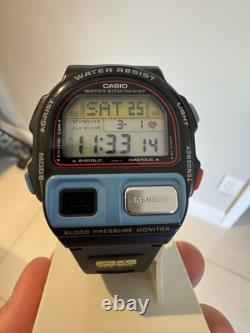 Casio BP 100 Blood Pressure Monitor Watch New old stock (Blue Face)