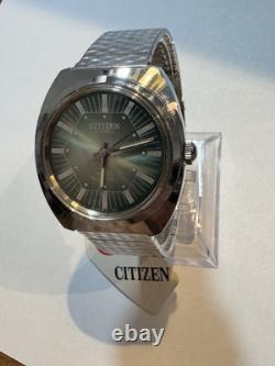 Citizen Vintage 1970's New Old Stock Automatic Green Watch