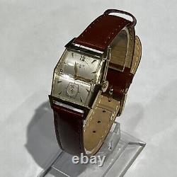 ELGIN 10K GOLD FILLED MEN'S WATCH Tank, Model 681, ELGIN 19 NEW OLD STOCK