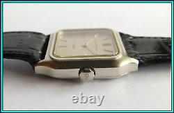 GIRARD PERREGAUX Stainless Steel Quartz NEW OLD STOCK Unisex 1970's