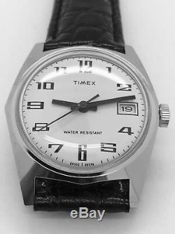 NEW From OLD STOCK Timex Men's Manual Wind RED seconds Date Watch Leather Band