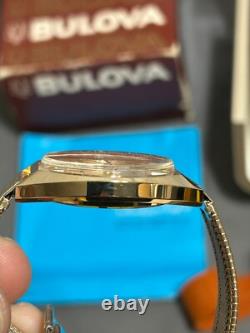 NEW NOS vtg 1970s BULOVA N6 Men's AUTOMATIC 17j DUCHESS 10k Calendar Watch + BOX