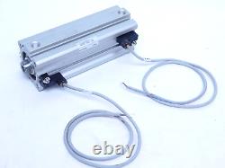 NEW OLD STOCK- SMC CDQA32-100DC-J79C 1.0MPa USA Pneumatic Cylinder HR