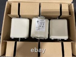 NEWith OLD STOCK 3 pieces Bussmann 170M5808
