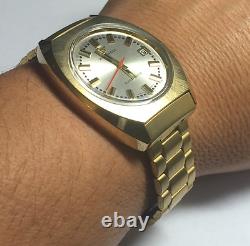 NOS 1970's Waltham Swiss Made Quartz Electrodyne Goldtone Watch