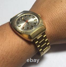 NOS 1970's Waltham Swiss Made Quartz Electrodyne Goldtone Watch
