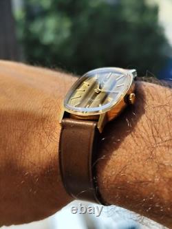 NOS Camy Genève Royal 1970s Swiss Made 18K Gold-Plated Vintage
