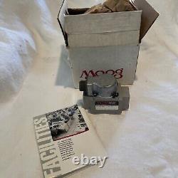 NOS Moog 771-252 Servo Valve New Old Stock in Box