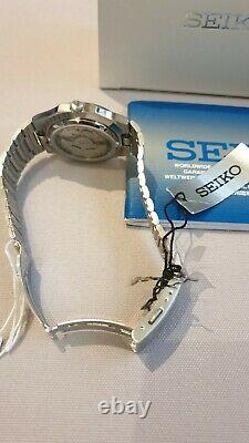 NOS SEIKO 5 Sports SNKK61K1 Automatic Watch SeikoNaut Nautilus 7S26-03R0 38mm