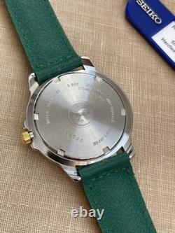 NOS SEIKO 7N42-8189 Quartz Date Watch Original Green Band