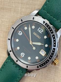 NOS SEIKO 7N42-8189 Quartz Date Watch Original Green Band