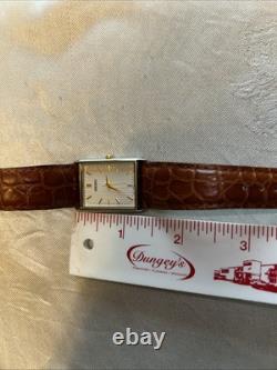 NOS Seiko Unisex Wristwatch V701 Calf Leather Band Japan Movement New Battery