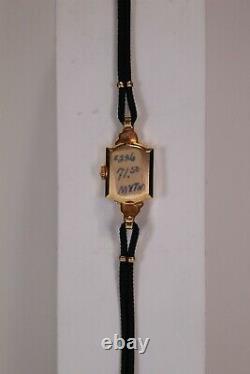 NOS Vintage Gruen 17 Jewels 14K Solid Yellow Gold Case Ladies Watch WithBox