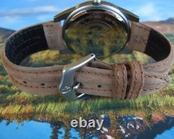 NOS WENGER SAK Swiss ArmyMens TRAIL WatchS LogoMarlboro UNLIMITED IINEW Batt