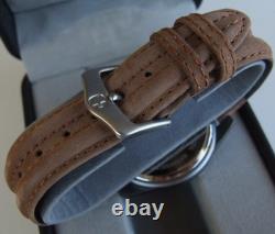 NOS WENGER SAK Swiss ArmyMens TRAIL WatchS LogoMarlboro UNLIMITED IINEW Batt