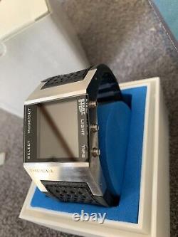 New DIESEL DZ-7023 Black / Stainless Steel Digital Watch Genuine NOS DZ7023