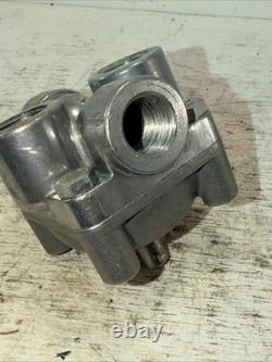 New Old Stock Barksdale 9023-MA Valve 9023MA No Handle