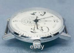 New Old Stock (NOS) Vintage 1990 Raketa KGB-Themed Wristwatch Petrodvorts New Old Stock (NOS) Vintage 1990 Raketa KGB-Themed Wristwatch Petrodvorts
