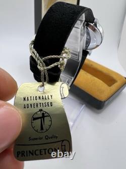 New Old Stock Princeton Liberty Bell 1776 1976 Bicentennial Manual Coin Watch