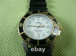 New Old Stock Sector Adv 3000 300m Swiss Date Quartz Men Watch