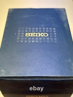 New Old Stock Seiko Men's Quartz Watch Black With Gold Tone Accents SGEA03