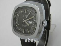 Nos New Swiss Vintage Automatic Analog Lanco Mens Watch 25 Jewels With Date 60's