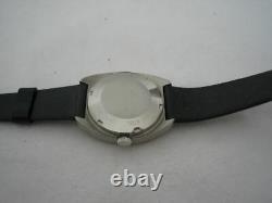 Nos New Swiss Vintage Big Renis Automatic Water Resist Date Men's Analog Watch