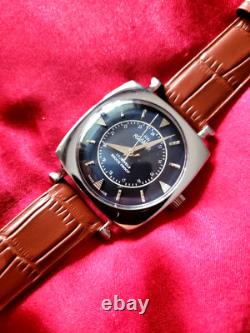 RARE NEW Old Stock Vintage Roamer ST96 Swiss Mechanical Men's Watch