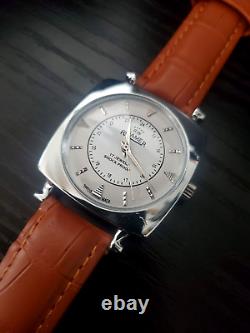 RARE NEW Old Stock Vintage Roamer ST96 Swiss Mechanical Men's Watch GORGEOUS