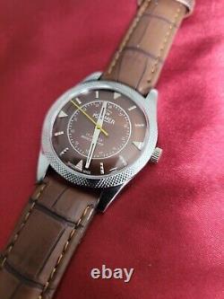 RARE New Old Stock VINTAGE Roamer FHF ST96 Mechanical Men's Watch BEAUTIFUL