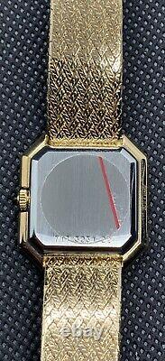 RARE VINTAGE CERTINA SWISS 717 3031 22 Ladies Quartz Watch 1980's Brand New NOS