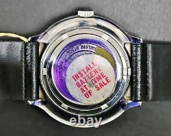 Rare Bulova Accutron 218 2313 13 Jewel 7606 Case Blue Dial Day Date Watch NOS
