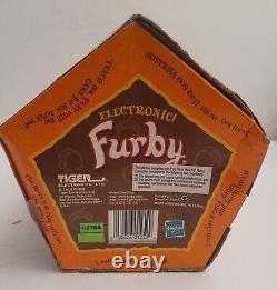 Rare New Old Stock BOXED Furby Halloween Ltd Edition Tiger Electronics 70-887