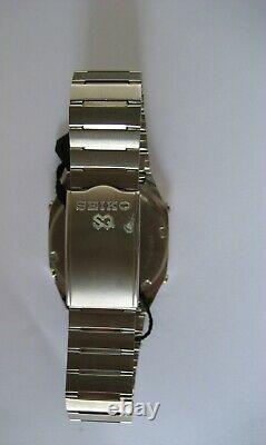 SEIKO Men's Ref A639-505A Chronograph LCD Digital Watch. NEW OLD STOCK