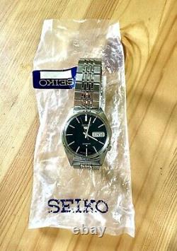 Seiko 5 Ref DE283 Cal 6309-7070 New Old Stock NOS Vintage 35mm Black Automatic