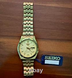 Seiko 5 Vintage Gold Automatic Watch NOS Men's Day Date Japan Rare