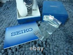 Seiko SGG709 Titanium Blue Dial Mens Watch NOS