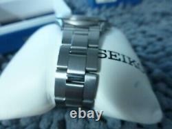 Seiko SGG709 Titanium Blue Dial Mens Watch NOS