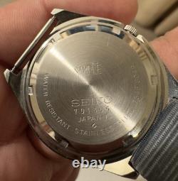 Seiko SQ Quartz Men's Watch With Day Date 7546-8049 Salesman Sample NOS Runs