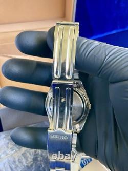 Seiko Watch 7005-8000 Vintage 1972 Date Automatic New Old Stock Condition