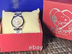 Snoopy Watch United Feature Syndicate Limited Edition New Old Stock