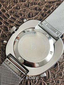 Sorna Automatikuhr GMT Vollkalender Retro NOS Style Armbanduhr Bullhead watch